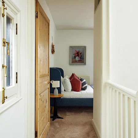 Вілла Dolls House - Luxury Townhouse *Sleeps 10* Henley-on-Thames Екстер'єр фото