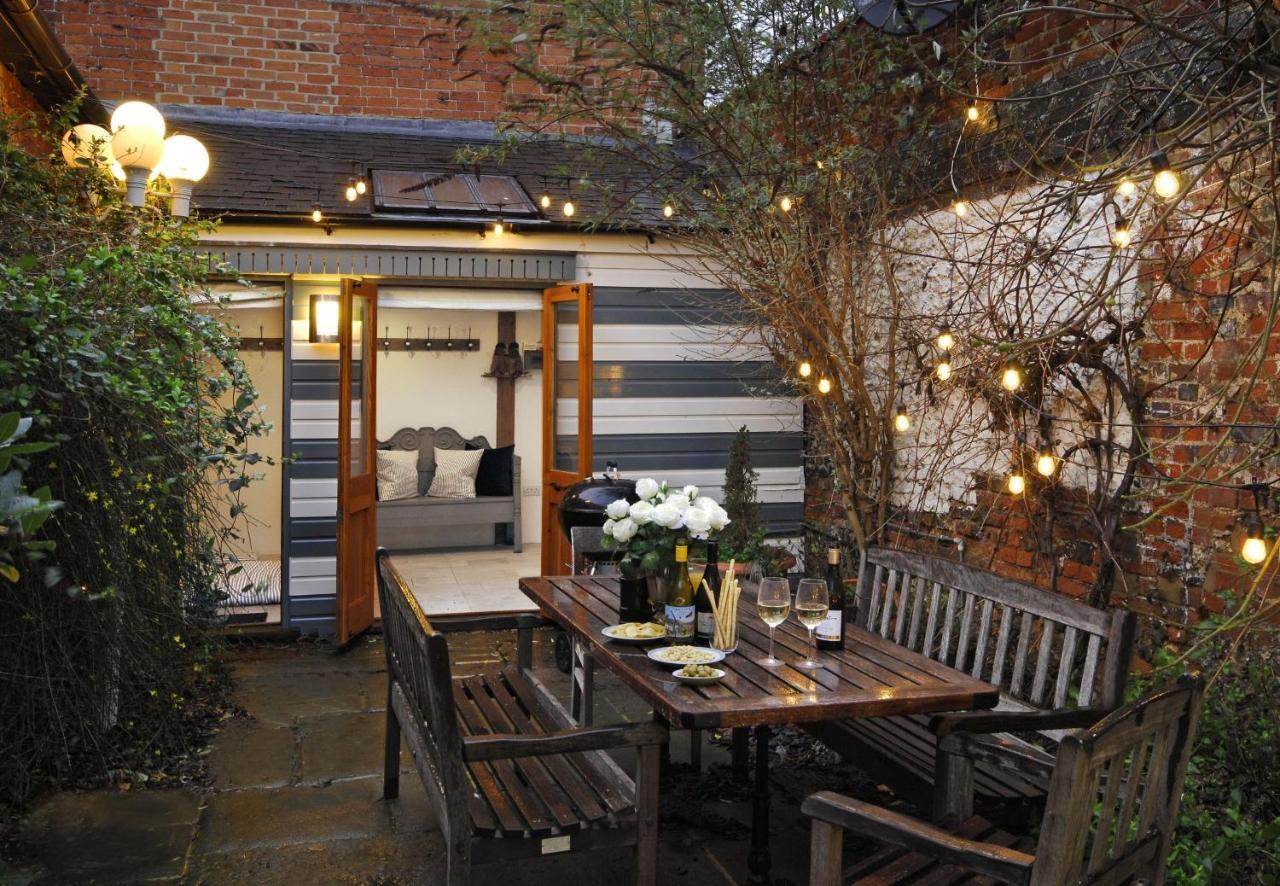 Вілла Dolls House - Luxury Townhouse *Sleeps 10* Henley-on-Thames Екстер'єр фото