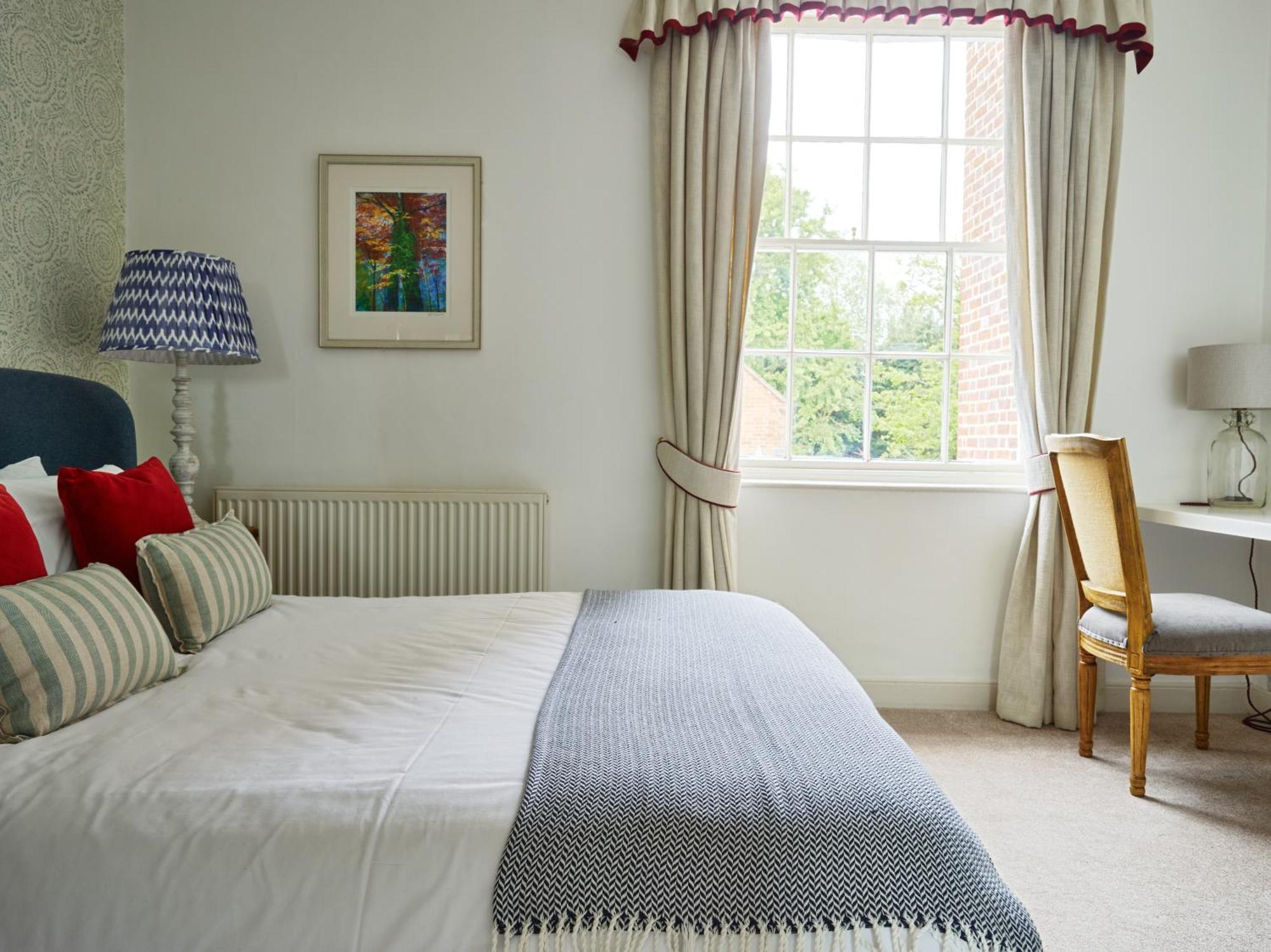 Вілла Dolls House - Luxury Townhouse *Sleeps 10* Henley-on-Thames Екстер'єр фото